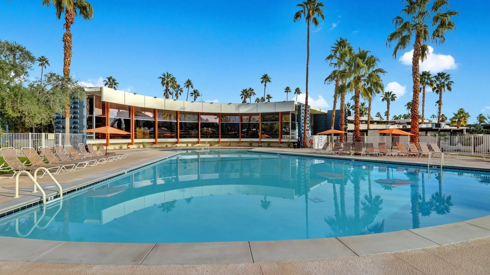 Ocotillo Turquoise Hideaway By Oranj Palm بالم سبرينغس بيت للعطل